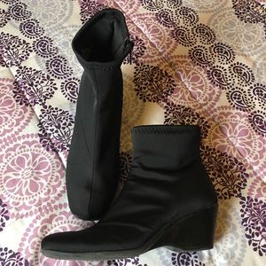 Toronto black neoprene ankle boots